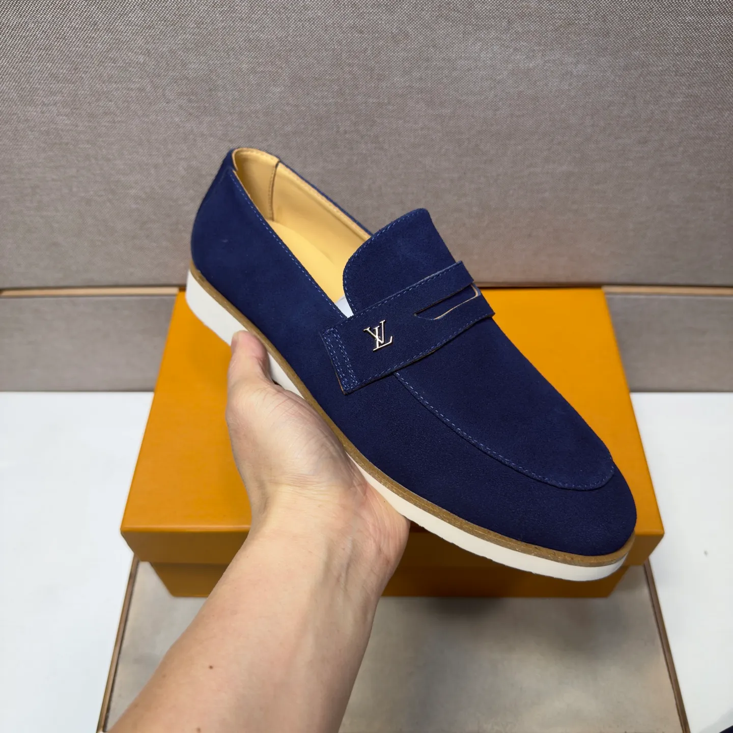 Men's men's shoes 💰pp442 [LV～] Men's casual shoes 2026z cabinet sales simultaneously 🔶Size: 38-44 #️⃣ 🔷4 colors🔜The upper is made of cowhide stitching ➕Cowhide lining, comfortable and breathable, sole: original comfortable and wear-resistant outsole, ⚠️real thing📱photographed🎬real thing is better📢📢📢